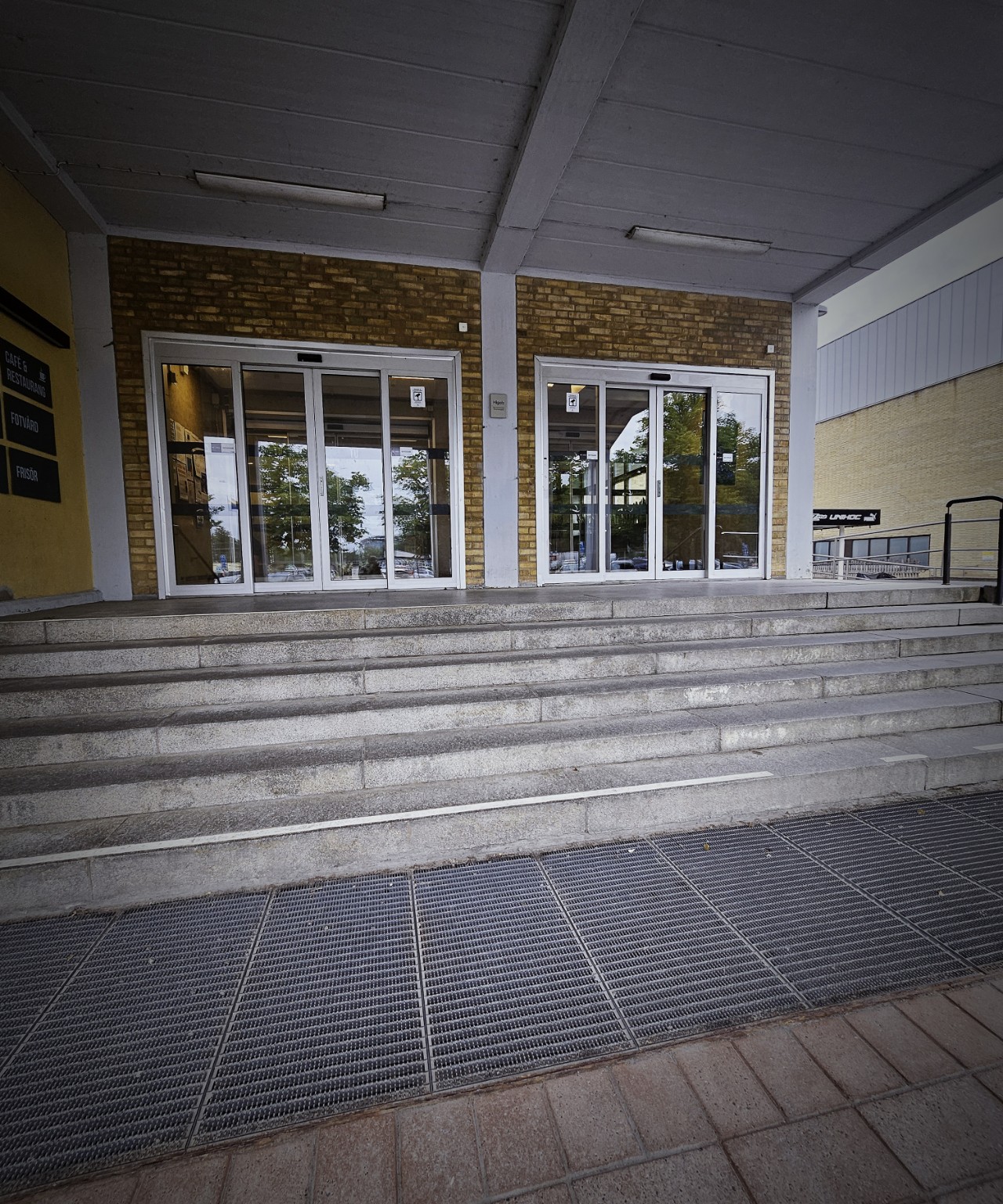 Entrén till mottagningen vid Valhalla i Göteborg — DORITEA Sessions